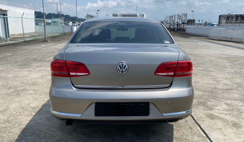 VOLKSWAGEN 1.4A PASSAT TSI DSG NAVI REVCAM full