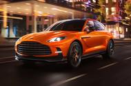 Aston Martin DBX gains touchscreen and goes 707-only