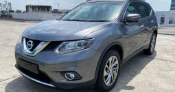NISSAN X-TRAIL 2.0A SUNROOF
