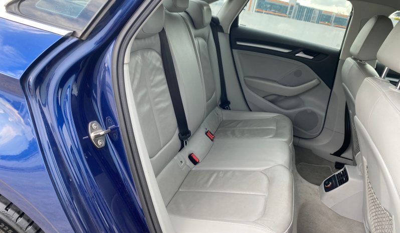 AUDI A3 SEDAN 1.4A TFSI ATTRACTION full