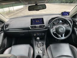MAZDA 3 SEDAN 1.5A SUNROOF full