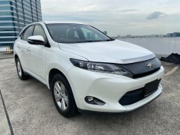 TOYOTA HARRIER 2.0A ELEGANCE PANOROOF full