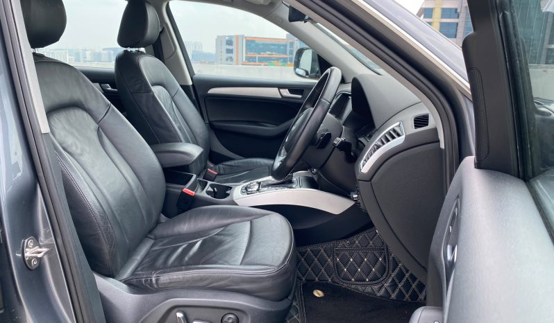 AUDI Q5 2.0A TFSI QU (180BHP) full