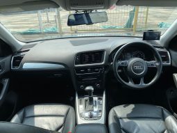 AUDI Q5 2.0A TFSI QU (180BHP) full