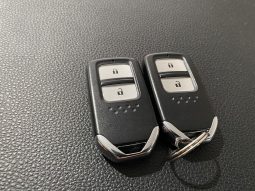 HONDA VEZEL 1.5A X full